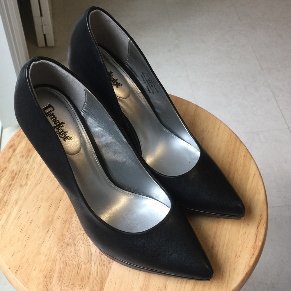 Gorgeous black stilettos - excellent condition!